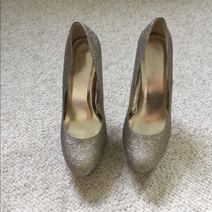 Glittery Shimmering Pumps Size 10
